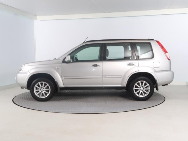 Nissan X-Trail  2.0 