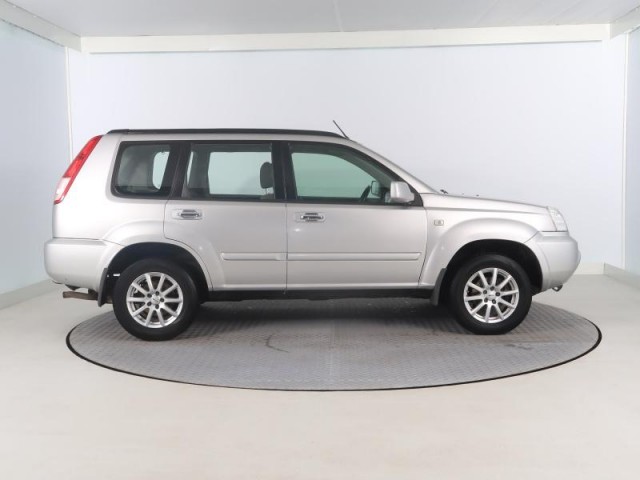 Nissan X-Trail  2.0 