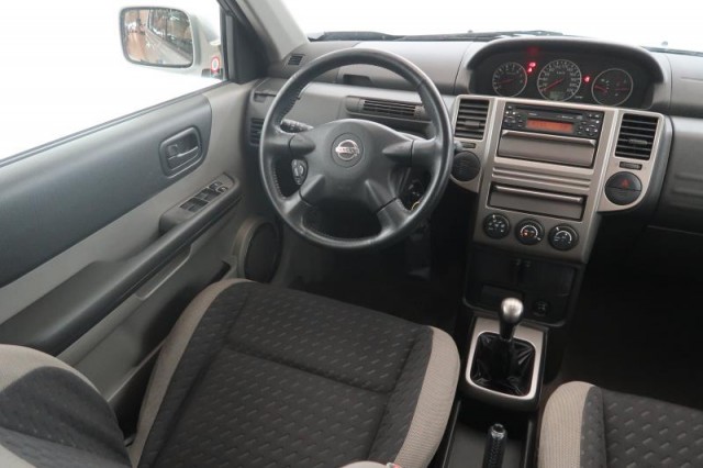 Nissan X-Trail  2.0 