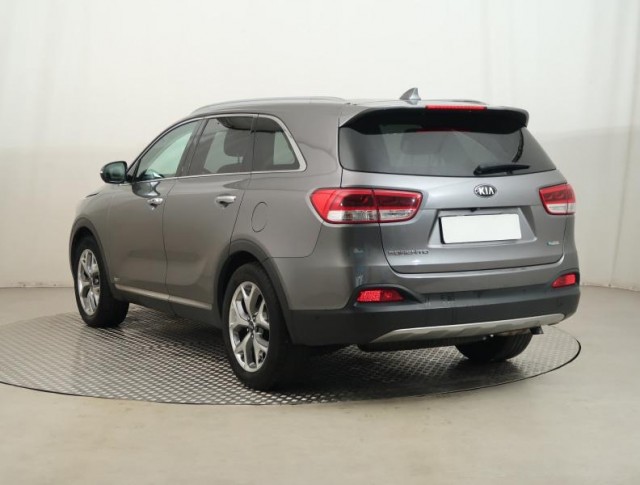 Kia Sorento  2.2 CRDi 