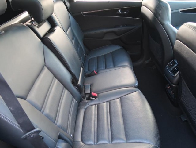 Kia Sorento  2.2 CRDi 