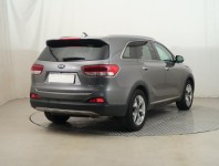 Kia Sorento  2.2 CRDi 