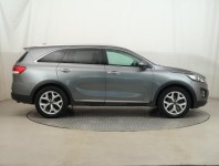 Kia Sorento  2.2 CRDi 