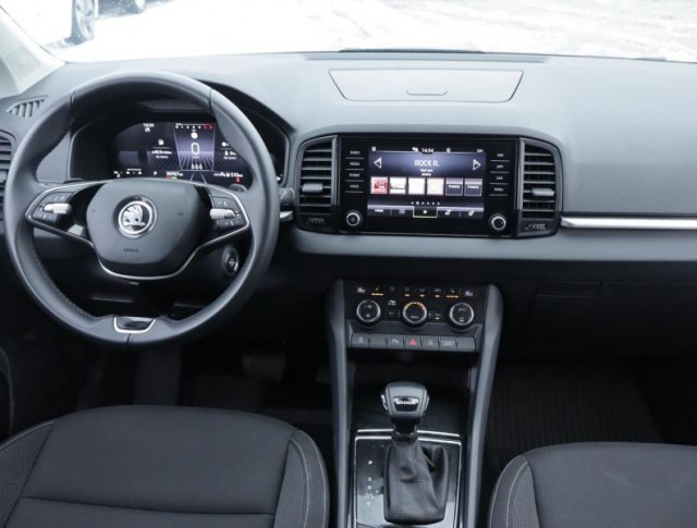 Škoda Karoq  1.5 TSI Fresh