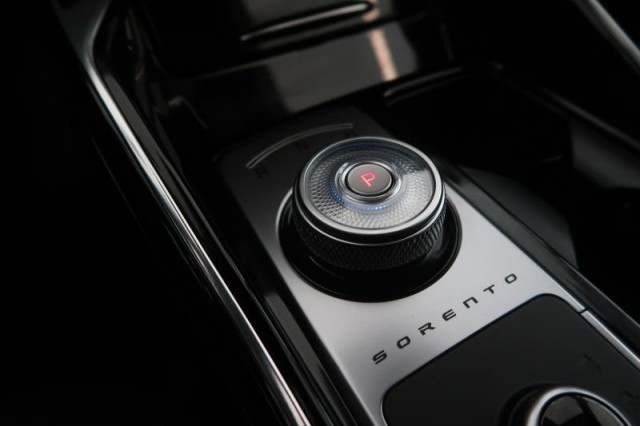 Kia Sorento  2.2 CRDi 