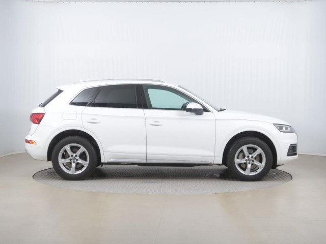 Audi Q5  2.0 TFSI 