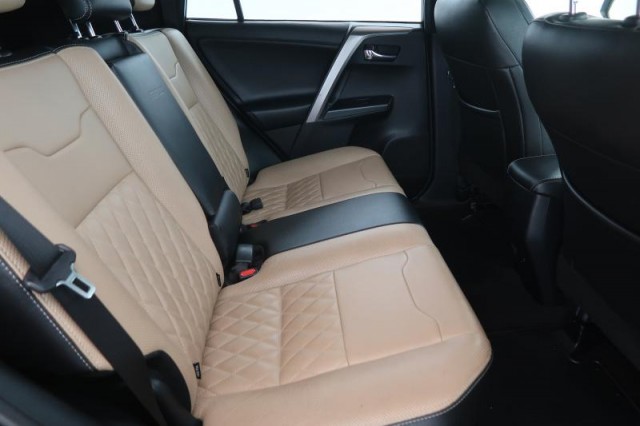 Toyota RAV 4  2.5 Hybrid 