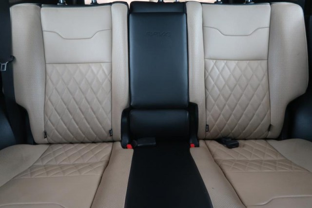 Toyota RAV 4  2.5 Hybrid 