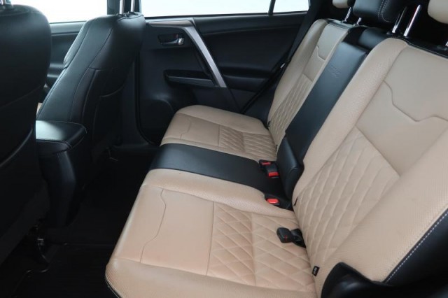 Toyota RAV 4  2.5 Hybrid 