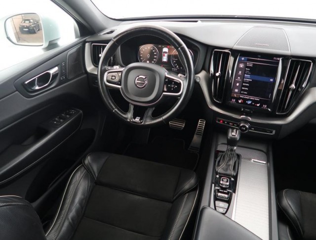 Volvo XC60  D5 AWD R-Design