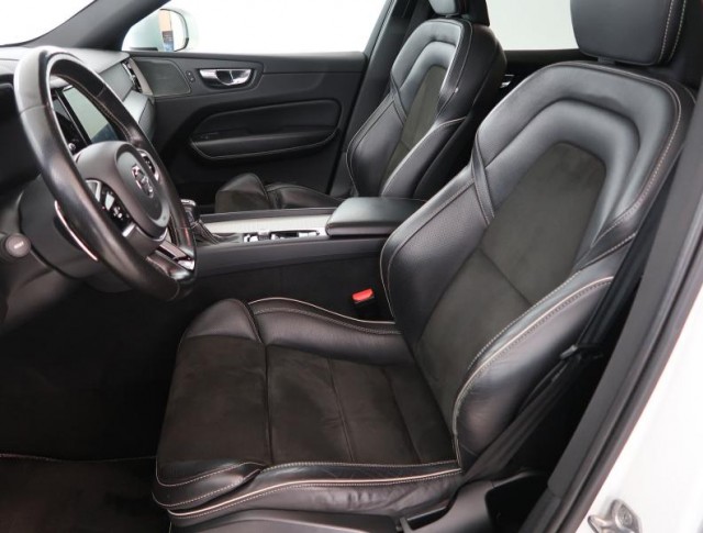 Volvo XC60  D5 AWD R-Design