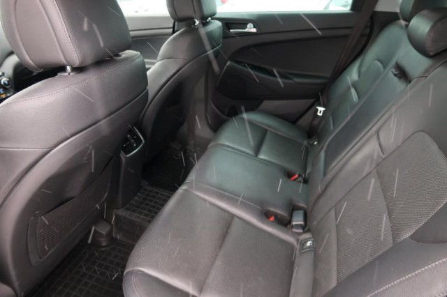 Hyundai Tucson  2.0 CRDi 