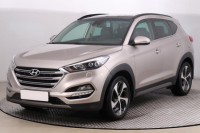 Hyundai Tucson  2.0 CRDi 