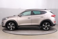 Hyundai Tucson  2.0 CRDi 