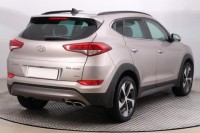Hyundai Tucson  2.0 CRDi 