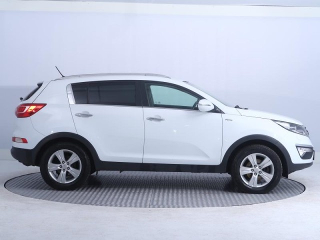 Kia Sportage  2.0 CVVT Cool