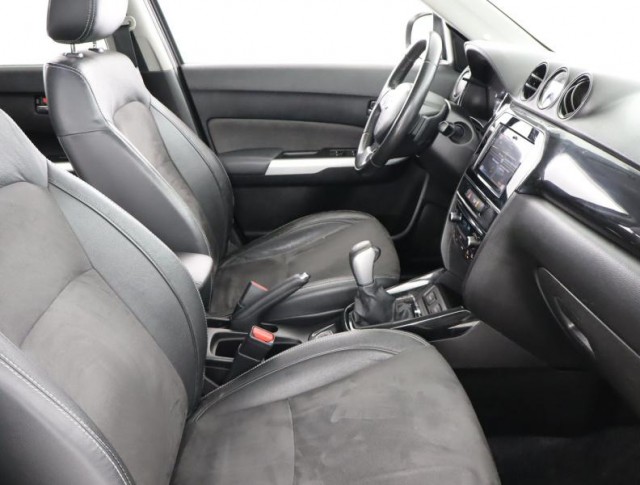 Suzuki Vitara  1.6 DDiS Elegance