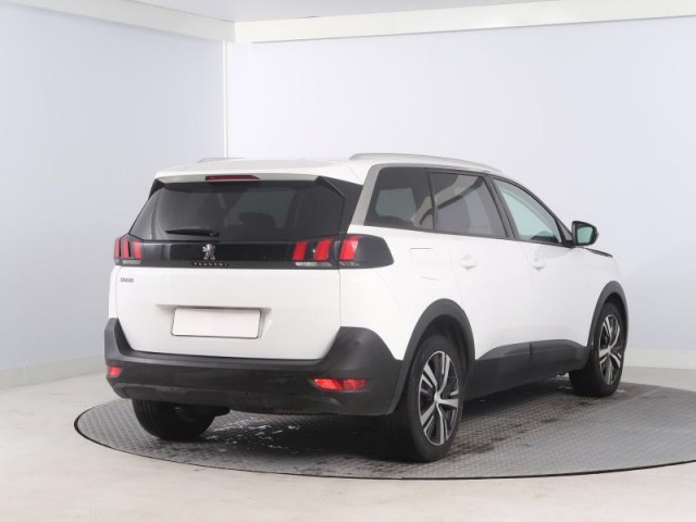 Peugeot 5008  1.5 BlueHDi 
