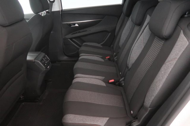 Peugeot 5008  1.5 BlueHDi 