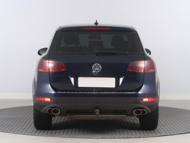 Volkswagen Touareg  3.0 TDI 
