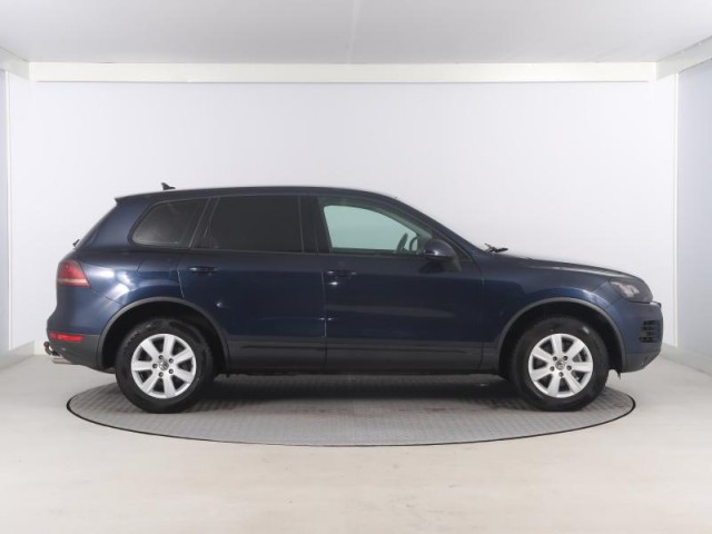 Volkswagen Touareg  3.0 TDI 