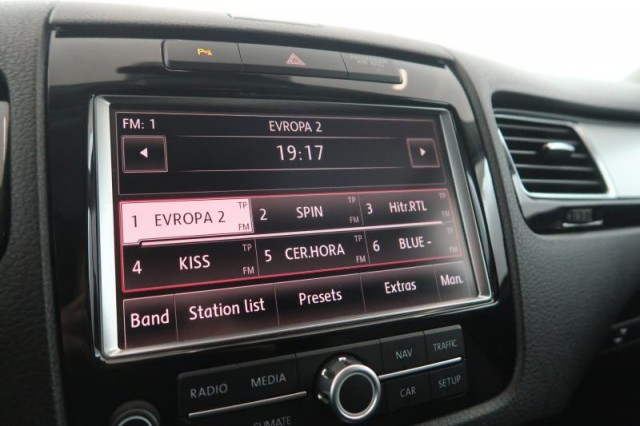 Volkswagen Touareg  3.0 TDI 