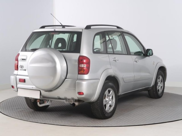 Toyota RAV 4  2.0 D-4D 