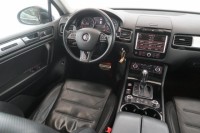 Volkswagen Touareg  3.0 TDI R-Line