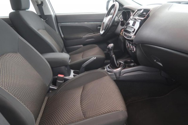 Mitsubishi ASX  1.6 MIVEC Invite