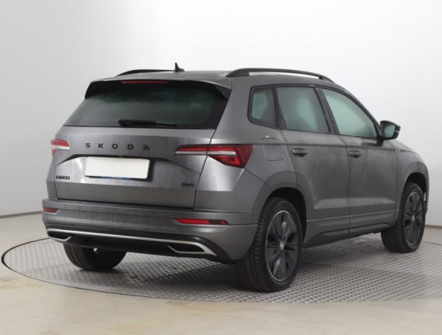 Škoda Karoq  2.0 TSI Sportline