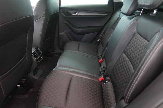 Škoda Karoq  1.5 TSI Style Plus