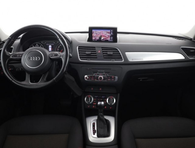 Audi Q3  2.0 TDI 