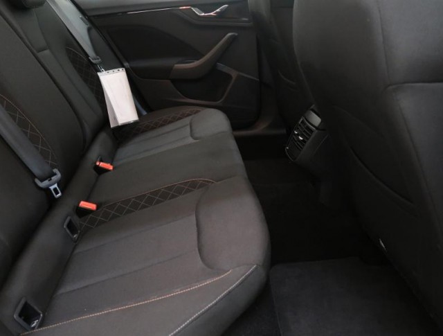 Škoda Kamiq  1.0 TSI Ambition