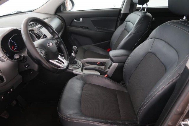 Kia Sportage  2.0 GDI 