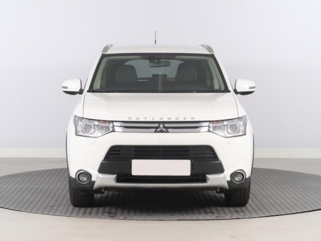 Mitsubishi Outlander  2.2 DI-D 