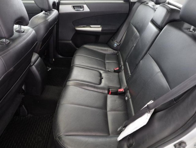 Subaru Forester  2.0 X 