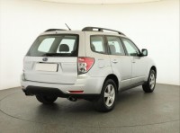 Subaru Forester  2.0 X 