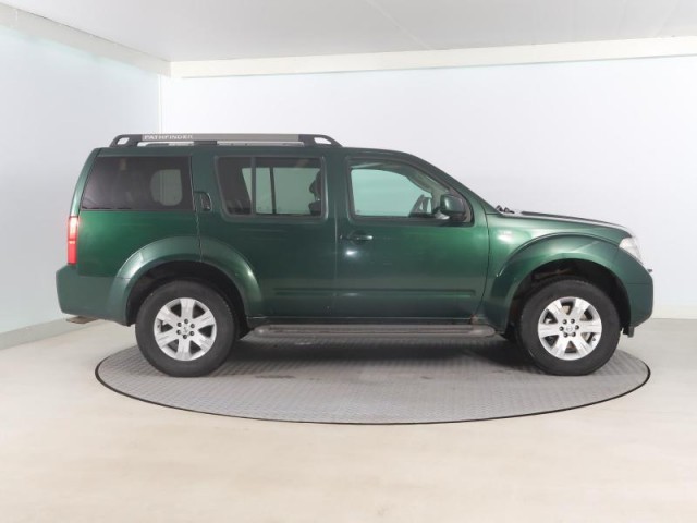 Nissan Pathfinder  2.5 dCi 