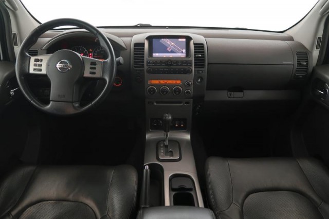 Nissan Pathfinder  2.5 dCi 