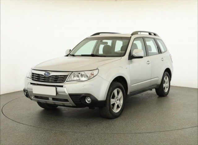 Subaru Forester  2.0 X 