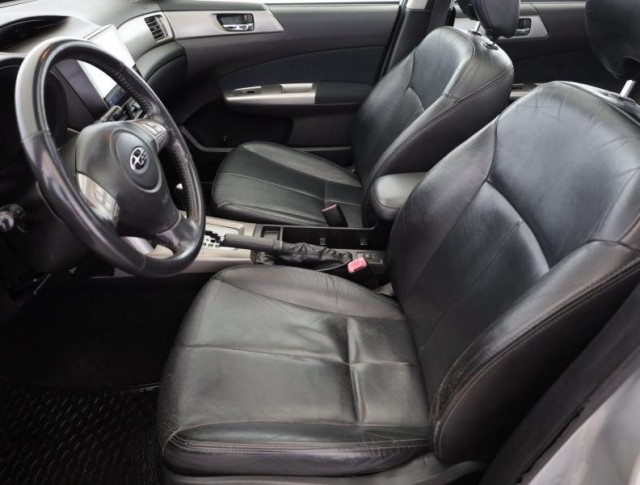 Subaru Forester  2.0 X 