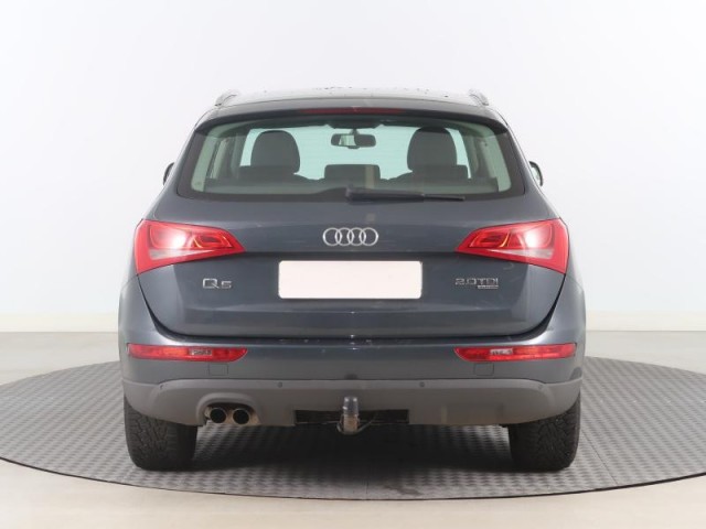 Audi Q5  2.0 TDI 