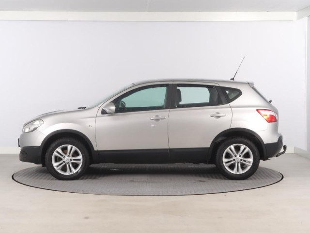 Nissan Qashqai  2.0 dCi 