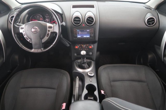 Nissan Qashqai  2.0 dCi 