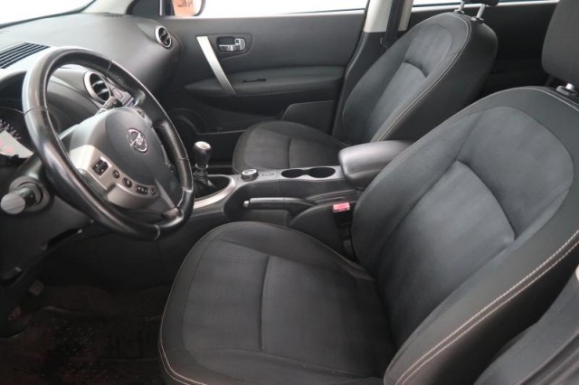 Nissan Qashqai  2.0 dCi 