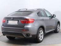 BMW X6  xDrive40d 