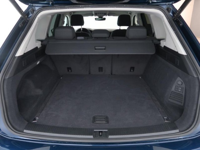 Volkswagen Touareg  3.0 TDI 