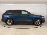 Volkswagen Touareg  3.0 TDI 