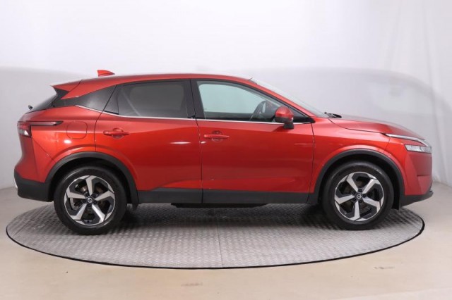 Nissan Qashqai  1.3 DIG-T 