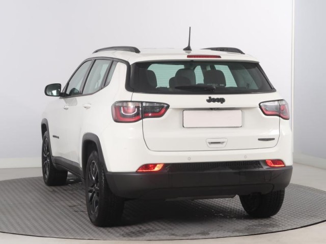 Jeep Compass  1.3 T-GDI 